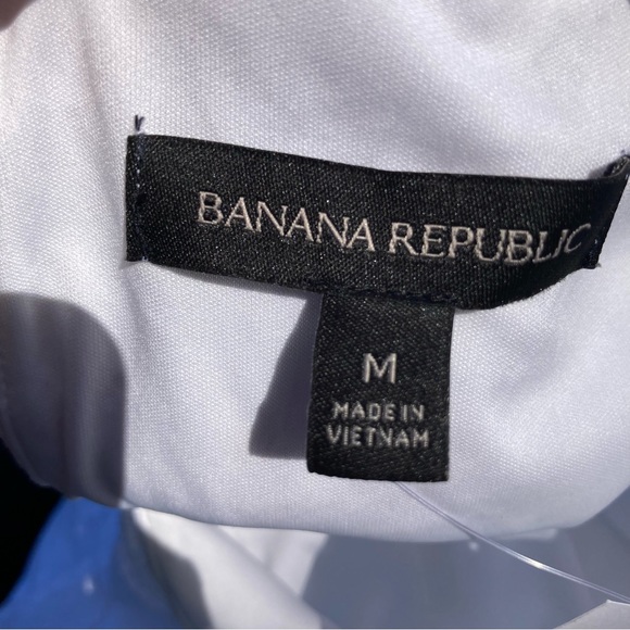 Banana Republic women’s size M, white, lace blouse, w/attached lining, NWT - Picture 7 of 14